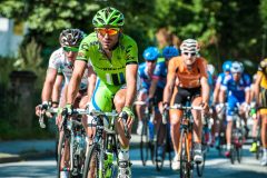 Do elite sportsmen die young?